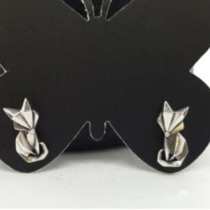NEW 925 sterling silver geometric fox stud earrings